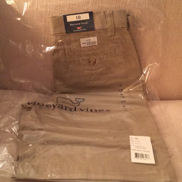 Vineyard Vines NWT boys Tan size 10 shorts - Picture 4 of 4